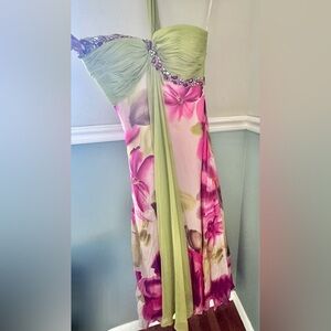 BG Haute Floral Green and Pink Formal Gown, Size 14